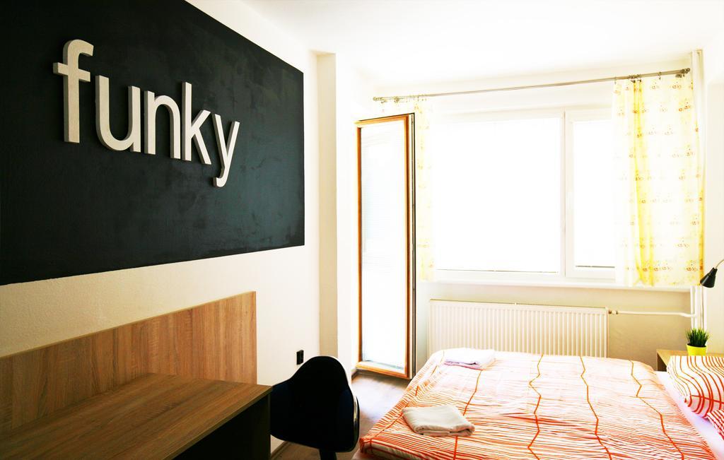 Hostel Bratislava By Freddie Camera foto